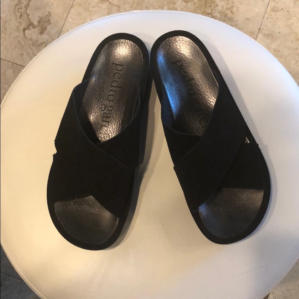 Pedro Garcia 38-1/2 (US8.5) Blk suede wedge
